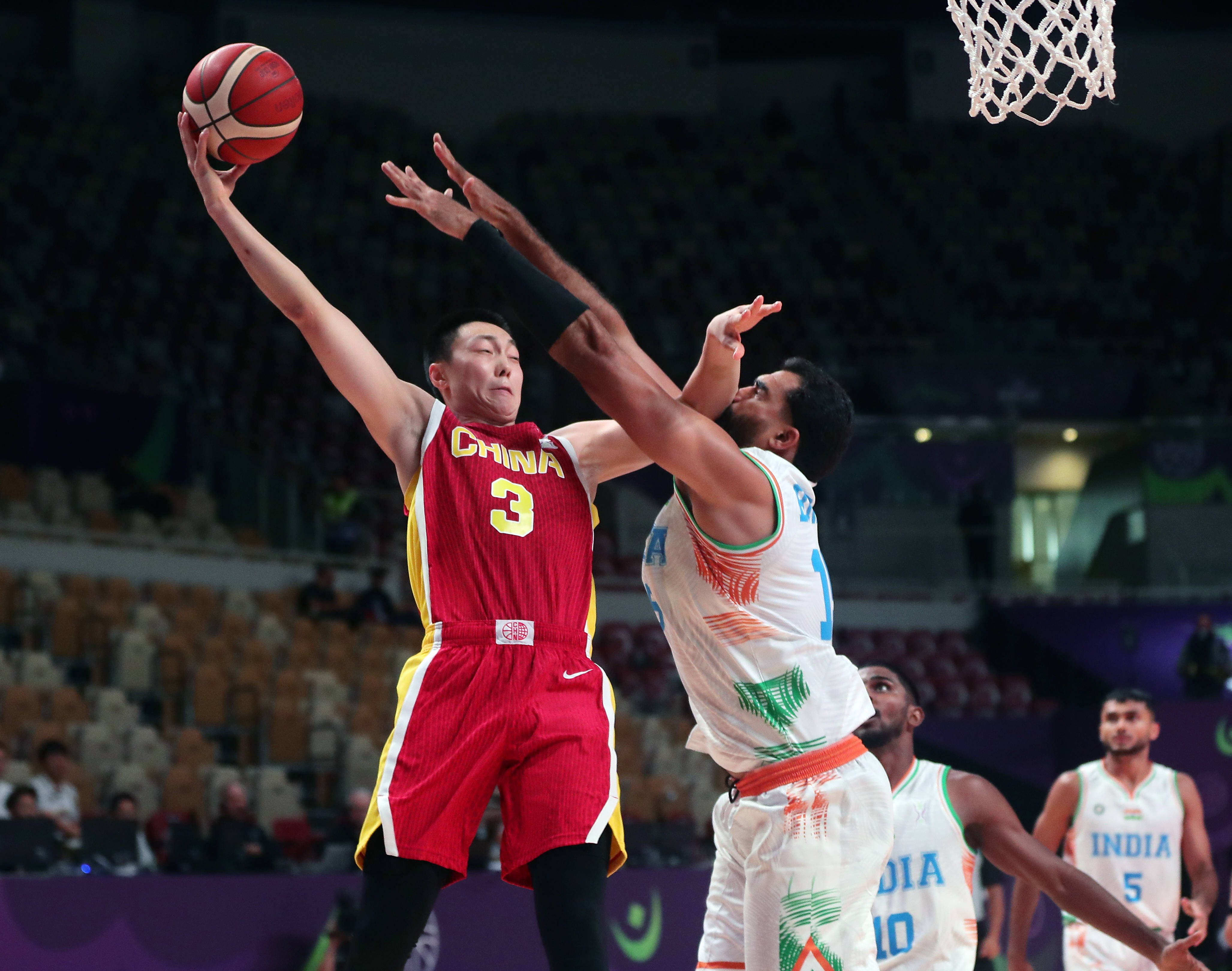 (体育)篮球——国际篮联亚洲杯:中国队胜印度队