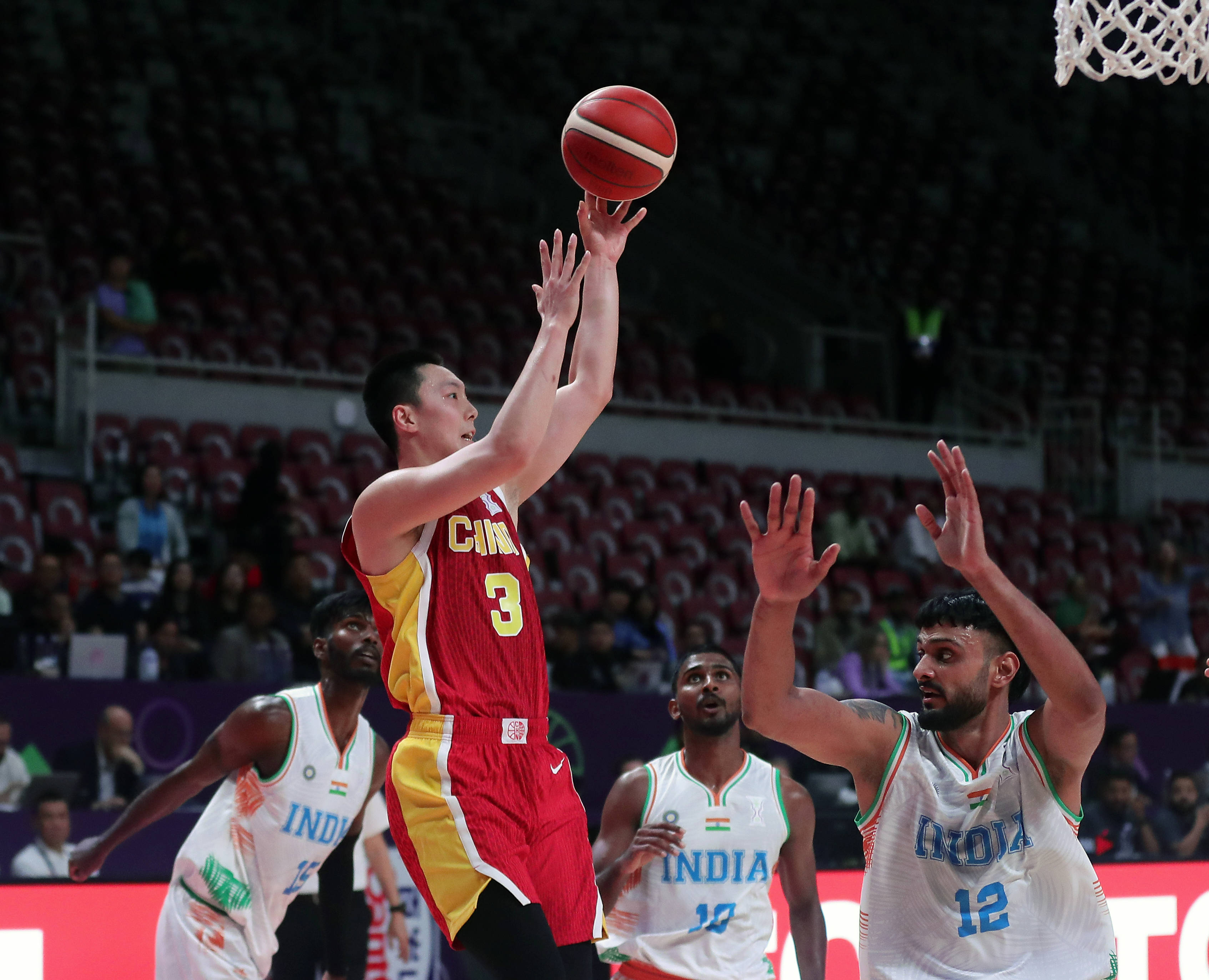 (体育)篮球——国际篮联亚洲杯:中国队胜印度队