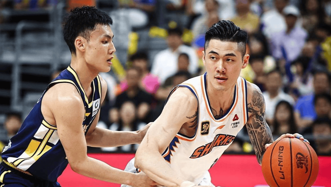 皇冠体育网址-上海锋线大腿亚洲杯场均3.7分，三分12.5%，下赛季或是CBA绝唱？