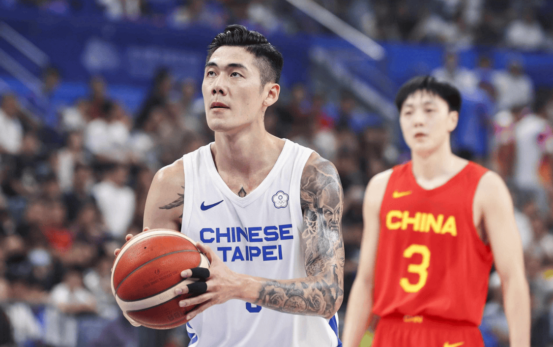 上海锋线大腿亚洲杯场均3.7分，三分12.5%，下赛季或是CBA绝唱？