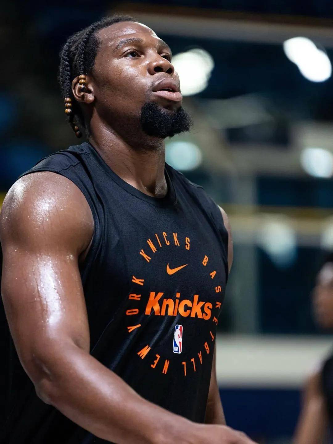 皇冠体育平台-2年1200万签约！倒贴钱也得打球！苦等五年终于重返NBA