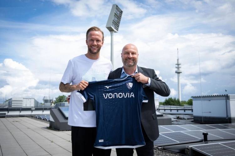 皇冠体育app-官方：波鸿从柏林联签下33岁后卫福格特，双方签约至2027年