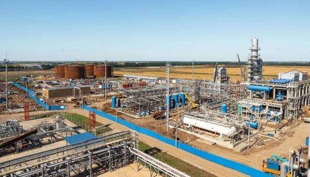 皇冠体育首页-乌军使用远程无人机袭击俄罗斯尅(kè)拉斯诺达尔边疆区炼油厂