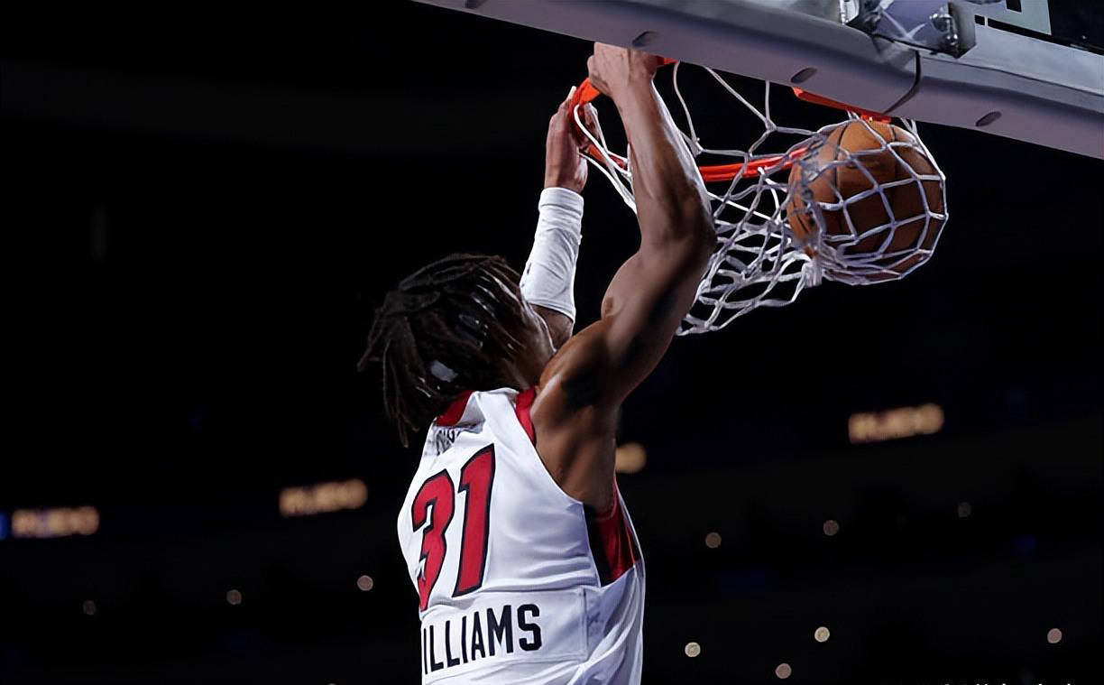 皇冠体育下载-NBA发展联盟赛场的得分新星加盟华盛顿奇才