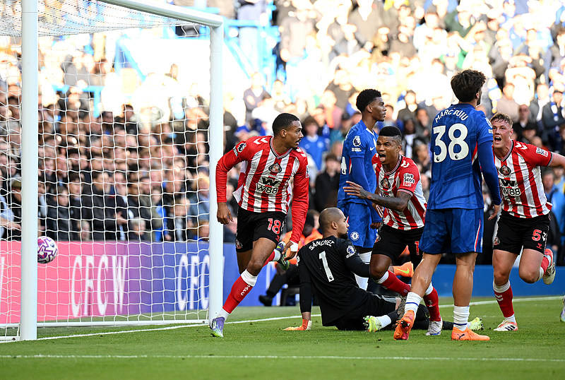 皇冠体育下载-桑德兰2-1切尔西 塔勒(lēi)比补時(shí)绝杀